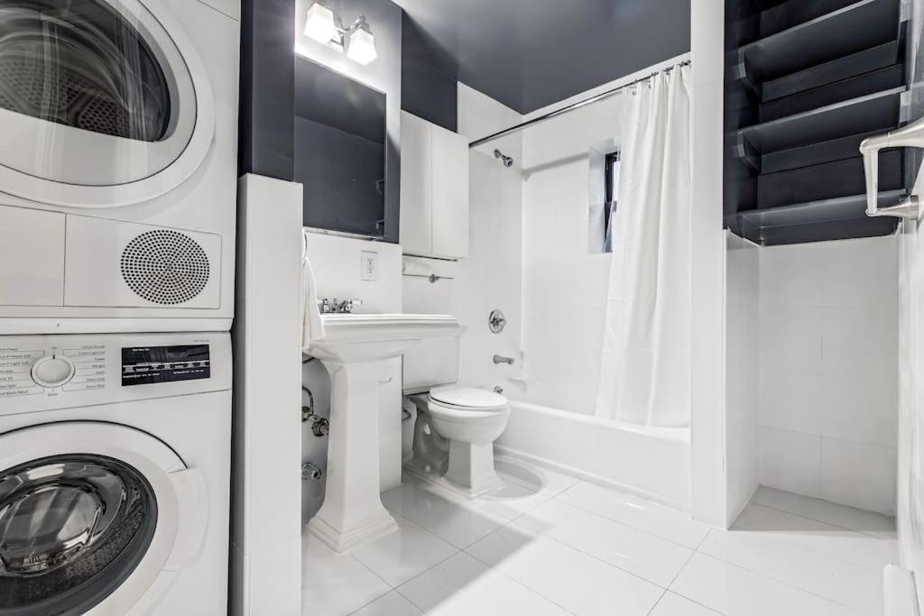 Gorgeous & Bright 3Bdr & 1Bth In Midtown Manhattan New York Eksteriør billede